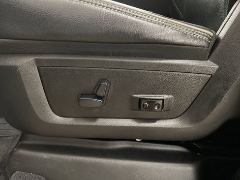 Used 2020 RAM 3500 Laramie image 15