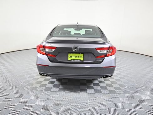 Used 2018 Honda Accord Sport image 6