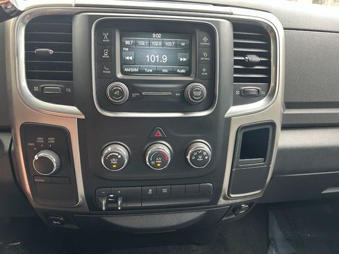 Used 2017 RAM 2500 SLT AWD/4WD image 14