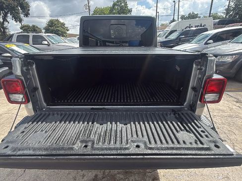 Used 2021 Jeep Gladiator Sport AWD/4WD image 22