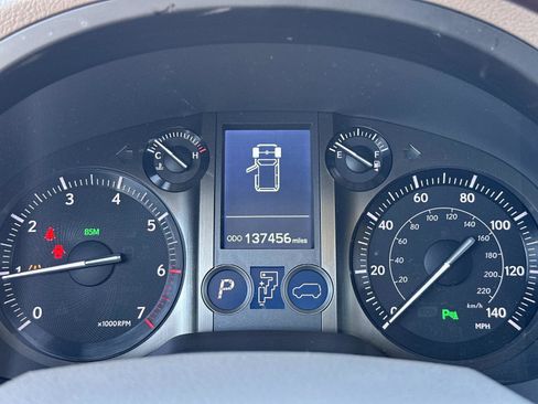 Used 2019 Lexus GX 460 image 27