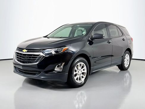 Used 2019 Chevrolet Equinox LS w/ LS Convenience Package image 1