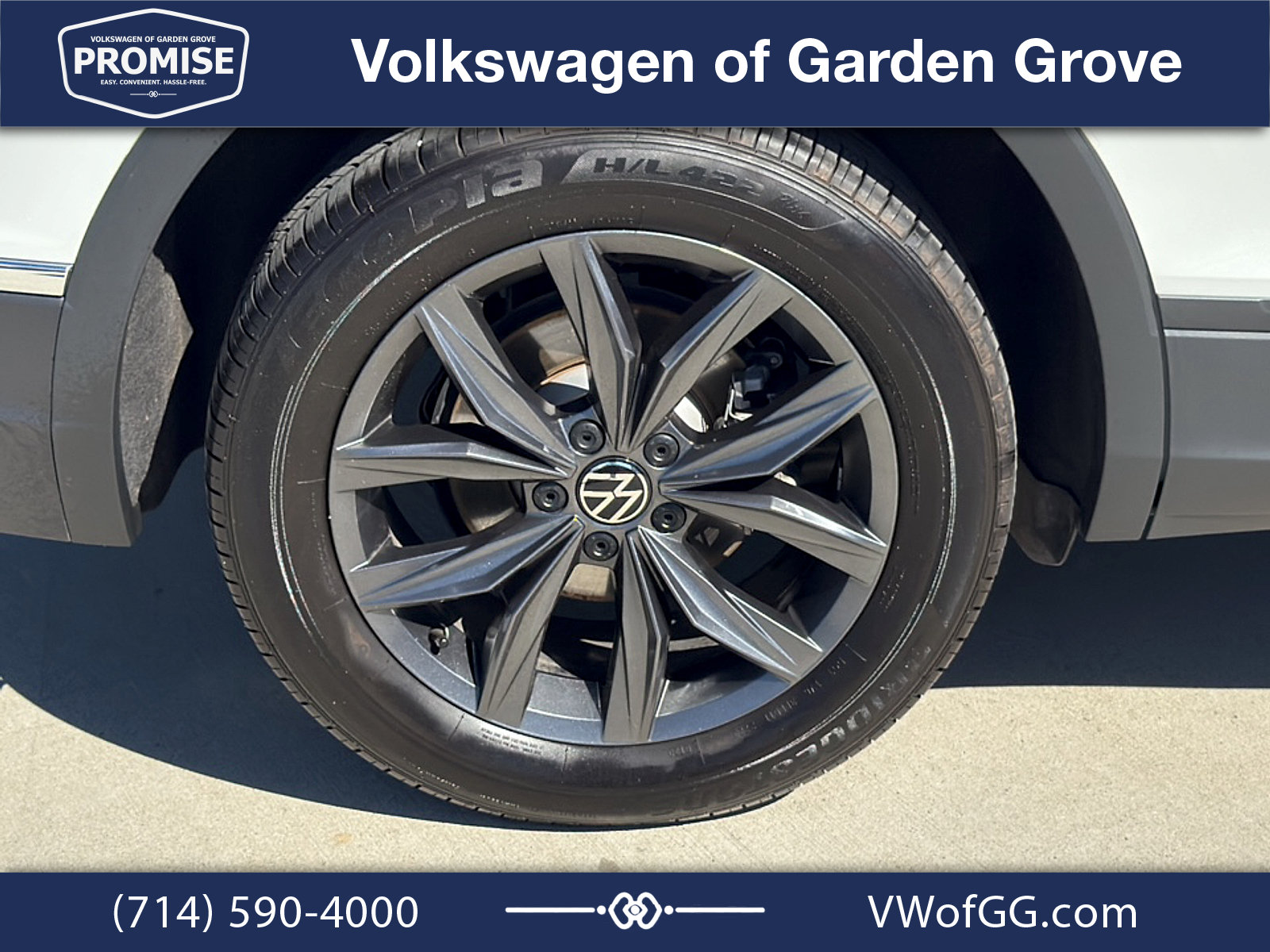 Used 2023 Volkswagen Tiguan SE FWD image 10