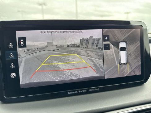 Used 2021 Hyundai Santa Fe Limited w/ Cargo Package image 17