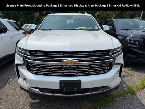 Used 2023 Chevrolet Tahoe Premier w/ Premium Package 2 AWD/4WD image 2