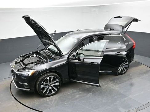 Used 2023 Volvo XC60 B5 Ultimate w/ Protection Package Premier image 44
