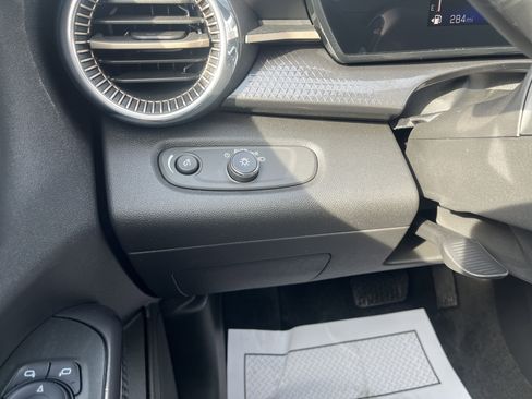 Used 2026 Chevrolet Trax ACTIV w/ Driver Confidence Package image 20