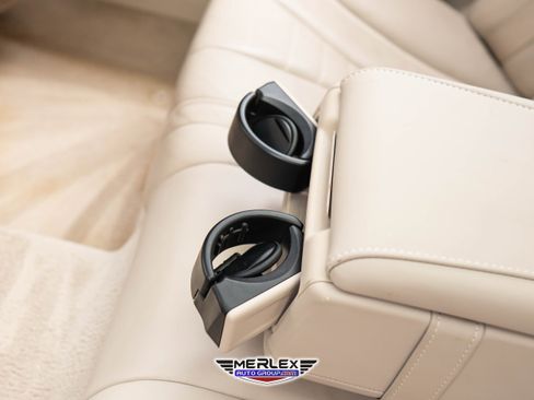 Used 2019 Mercedes-Benz S 560 Sedan image 21