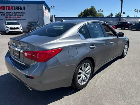 Used 2015 INFINITI Q50 Premium w/ Navigation Package RWD image 4