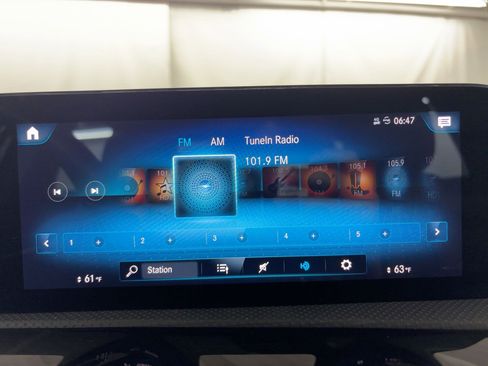 Used 2021 Mercedes-Benz A 220 image 19