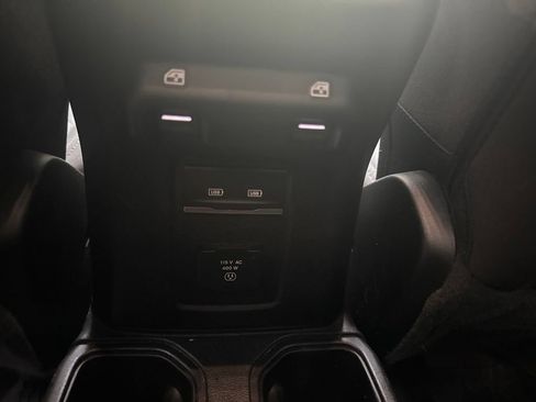 Used 2021 Jeep Gladiator Sport AWD/4WD image 26