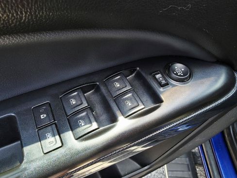 Used 2016 Chevrolet Colorado Z71 AWD/4WD image 24