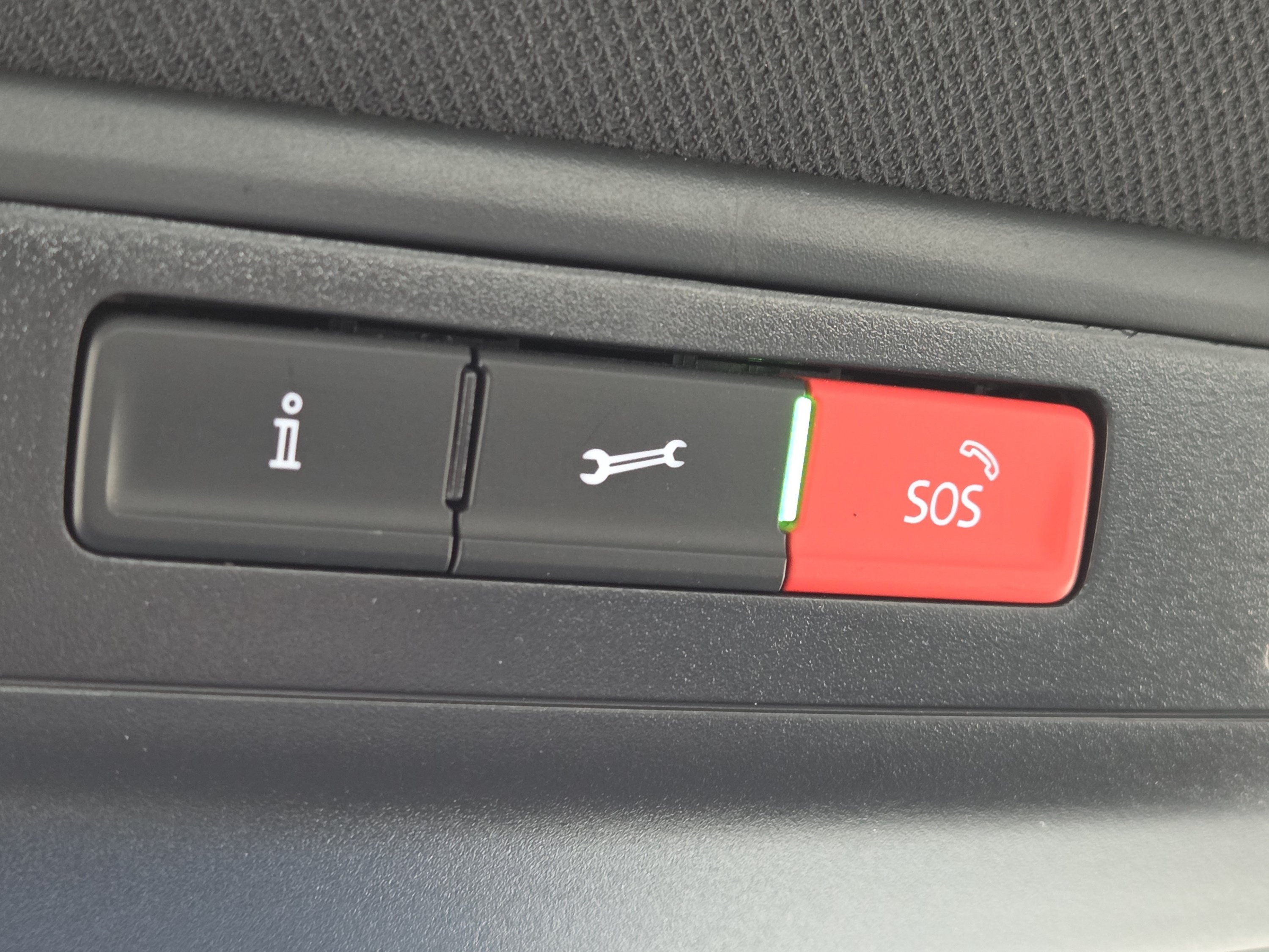 Used 2025 Volkswagen Jetta Sport FWD image 32