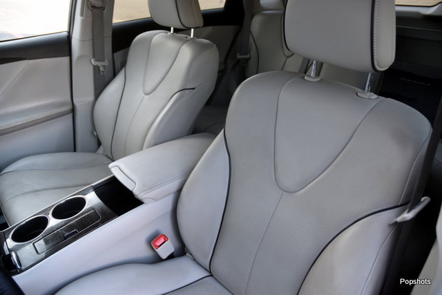 Used 2015 Toyota Venza XLE w/ XLE Premium Package FWD image 11