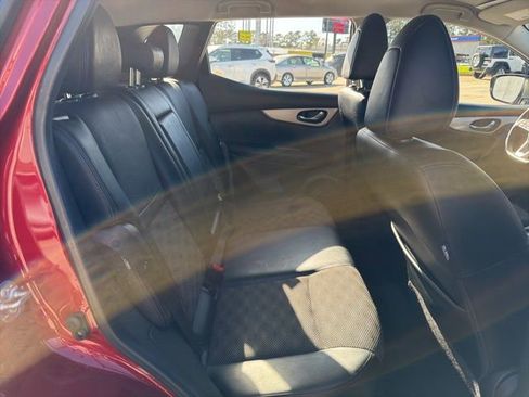 Used 2020 Nissan Rogue Sport SV w/ Technology Package image 13