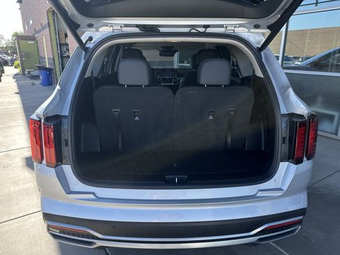 Used 2023 Kia Sorento EX image 36