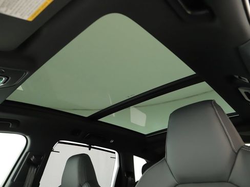 New 2026 Audi SQ7 Premium Plus AWD/4WD image 25