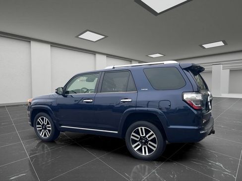 Used 2014 Toyota 4Runner Limited AWD/4WD image 11