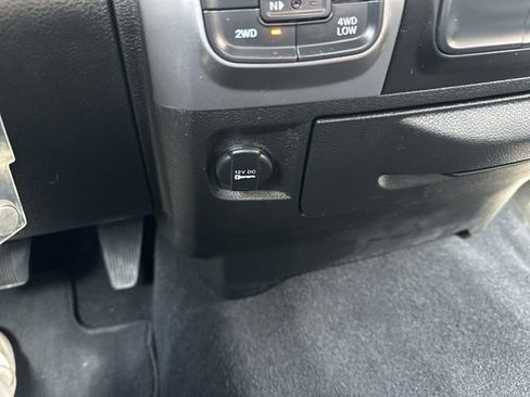 Used 2022 RAM 1500 Classic Warlock AWD/4WD image 31