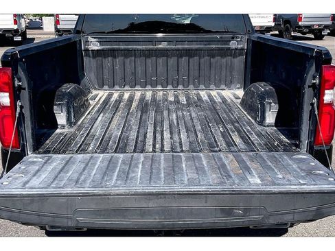 Used 2021 Chevrolet Silverado 1500 Custom Trail Boss AWD/4WD image 11