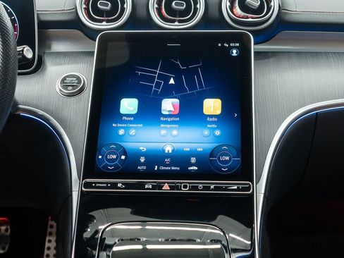 Used 2025 Mercedes-Benz CLE 300 4MATIC Coupe image 23