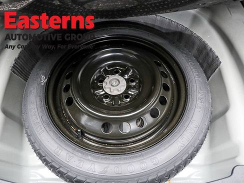 Used 2024 Toyota Camry SE image 39