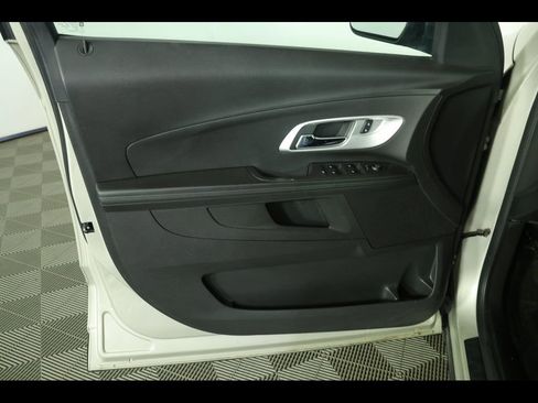 Used 2014 Chevrolet Equinox LS FWD image 15