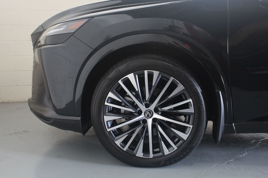Used 2023 Lexus RX 350 Premium Plus w/ Accessory Package (Z1) FWD image 12