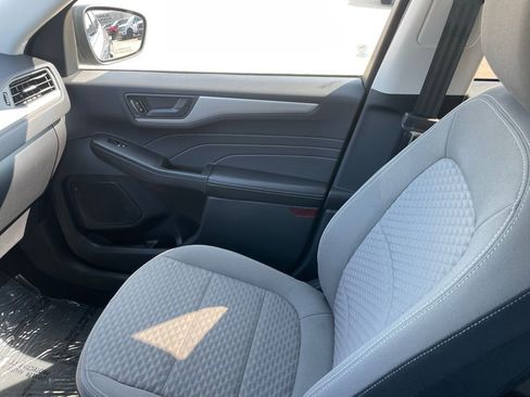 Used 2022 Ford Escape SE image 20