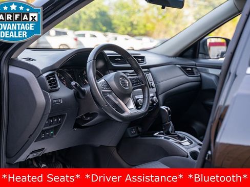 Used 2019 Nissan Rogue SV image 14