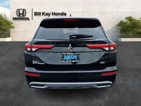 Used 2022 Mitsubishi Outlander SEL image 4