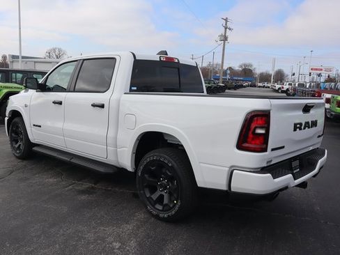 New 2026 RAM 1500 4x4 Crew Cab image 20