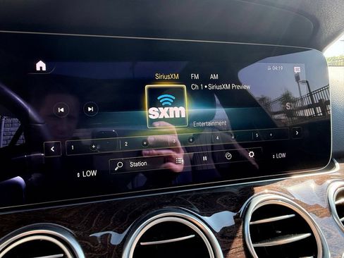 Used 2023 Mercedes-Benz E 450 4MATIC Sedan image 37
