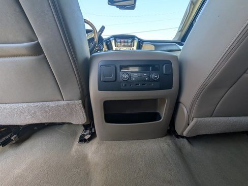 Used 2018 Chevrolet Tahoe LT image 27