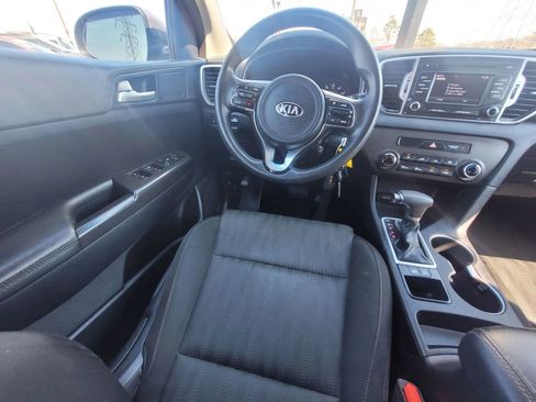 Used 2017 Kia Sportage LX image 17