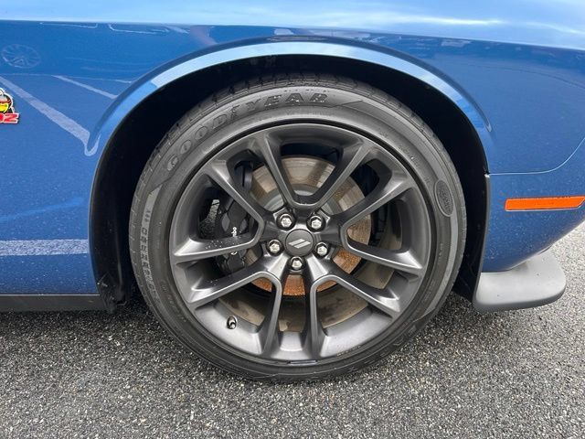 Used 2021 Dodge Challenger R/T Scat Pack RWD image 13