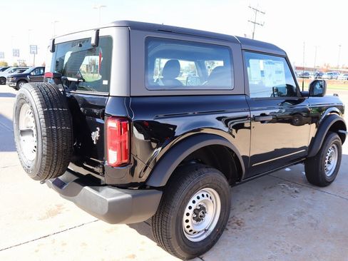 New 2025 Ford Bronco 2-Door image 19