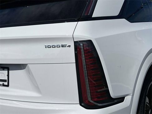 New 2025 Cadillac Escalade IQ Sport 2 image 9