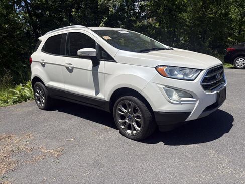 Used 2018 Ford EcoSport Titanium w/ Titanium Cold Weather Package AWD/4WD image 12