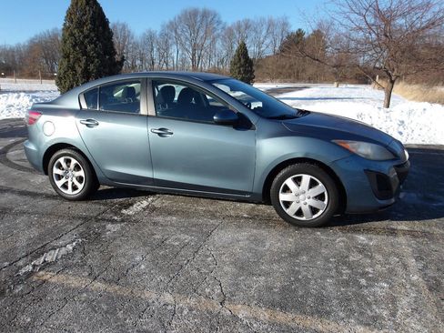 Used 2011 MAZDA MAZDA3 i Sport image 1