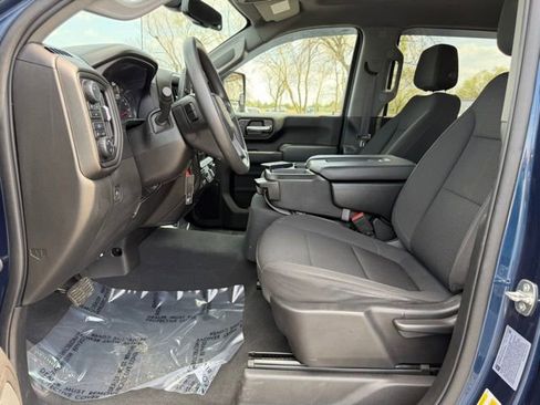 Used 2022 Chevrolet Silverado 2500 Custom w/ Gooseneck/5TH Wheel Package AWD/4WD image 17