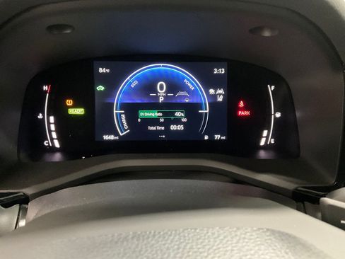 Used 2026 Toyota Camry SE FWD image 20