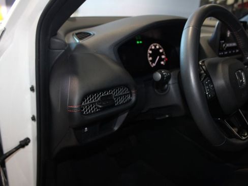 Used 2024 Honda HR-V Sport image 11