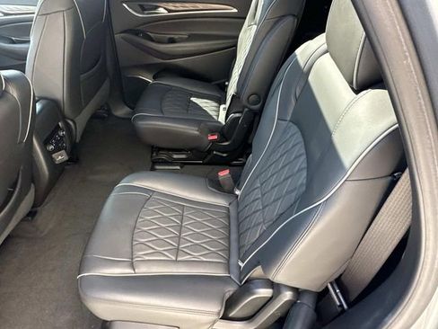 Used 2023 Buick Enclave Avenir w/ Avenir Technology Package image 15
