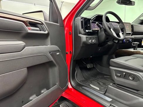 New 2026 GMC Sierra 1500 Elevation w/ Elevation Premium Package AWD/4WD image 16