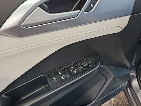 New 2026 Volkswagen Taos SE AWD/4WD image 26