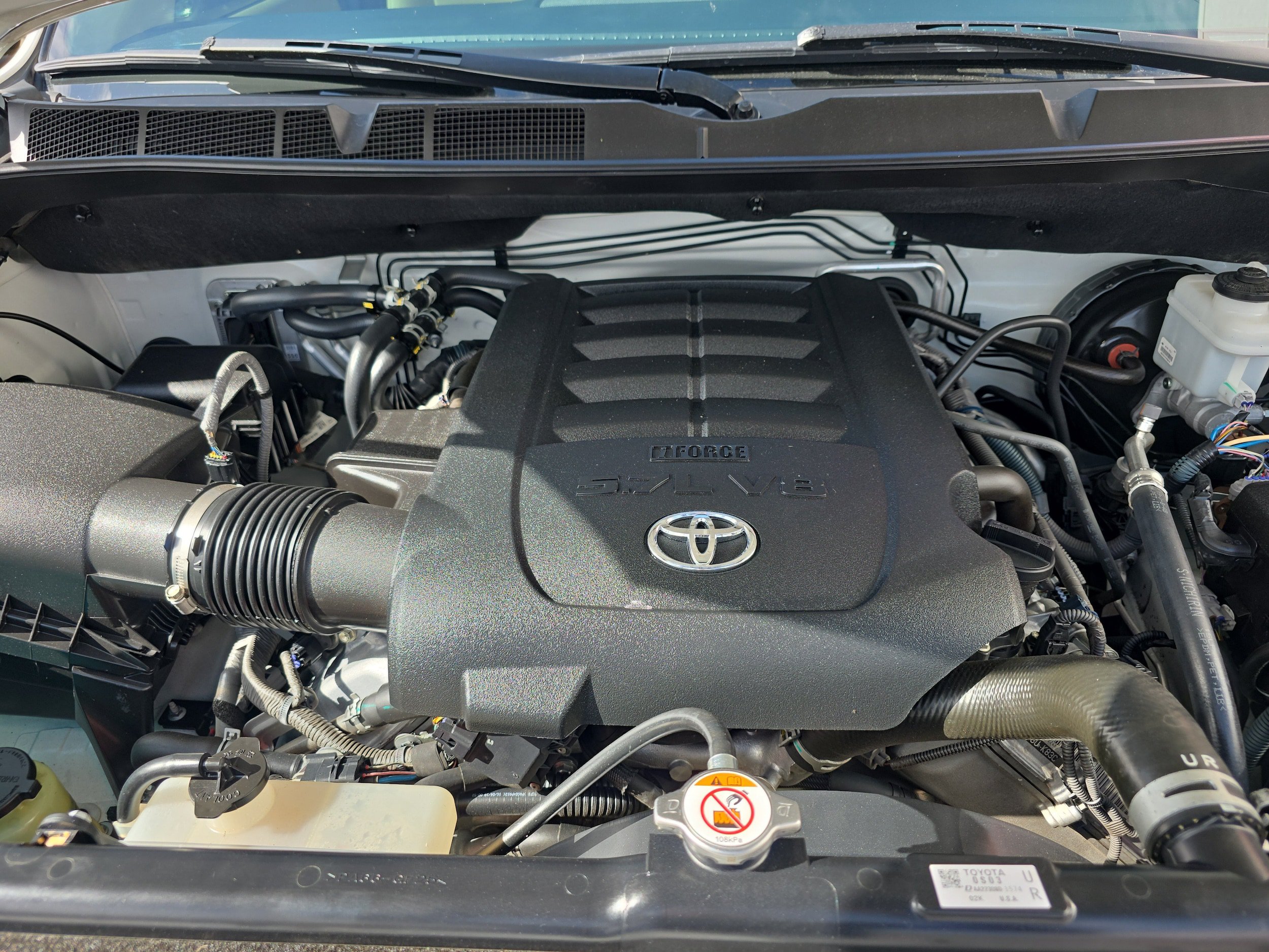 Used 2019 Toyota Sequoia Platinum w/ Carpet Mat Package (TMS) AWD/4WD image 10