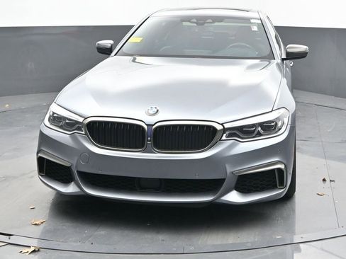 Used 2018 BMW M550i xDrive image 4