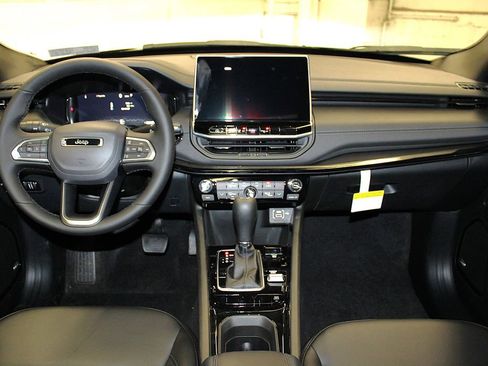 New 2026 Jeep Compass Limited image 9