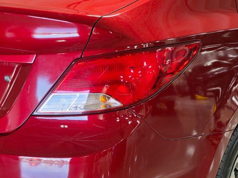 Used 2017 Hyundai Accent SE image 12